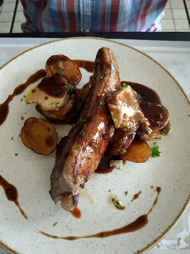 repas-restaurant lac